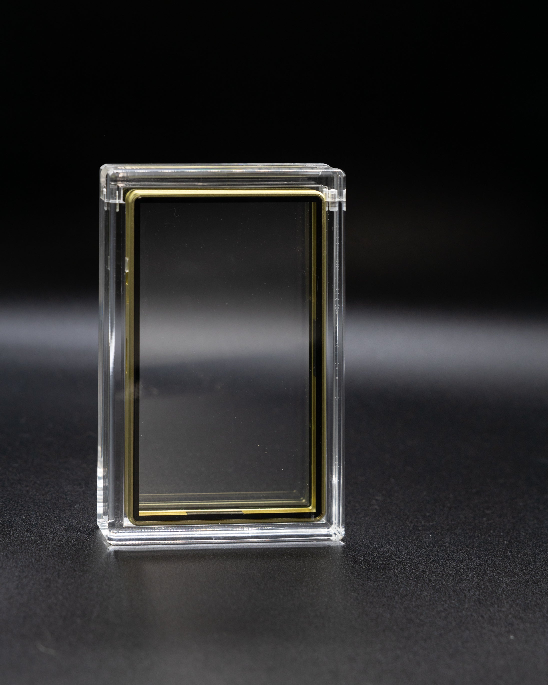 Q Guard + Metal Case (fits PSA CGC TAG & Art Guard)