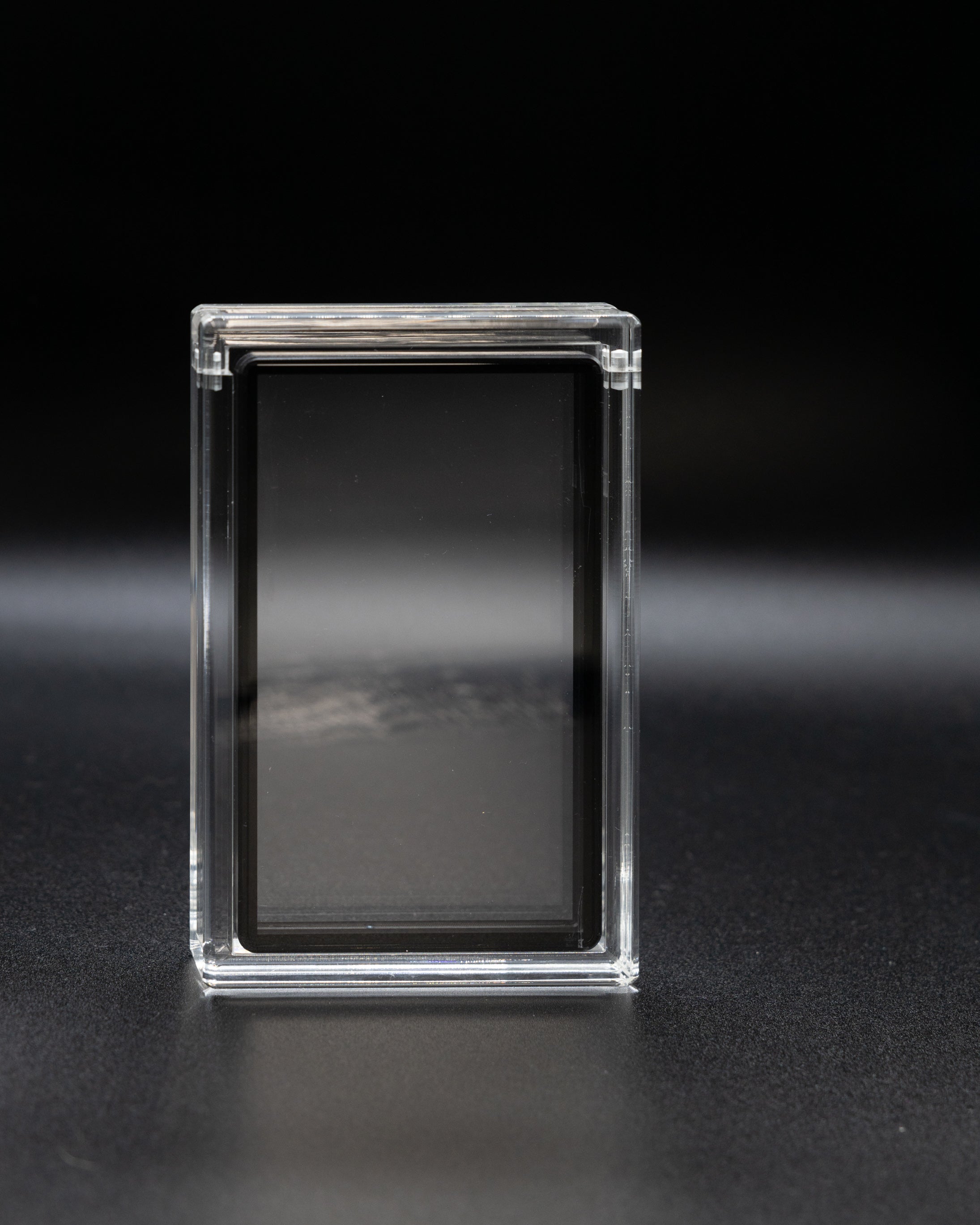 Q Guard + Metal Case (fits PSA CGC TAG & Art Guard)